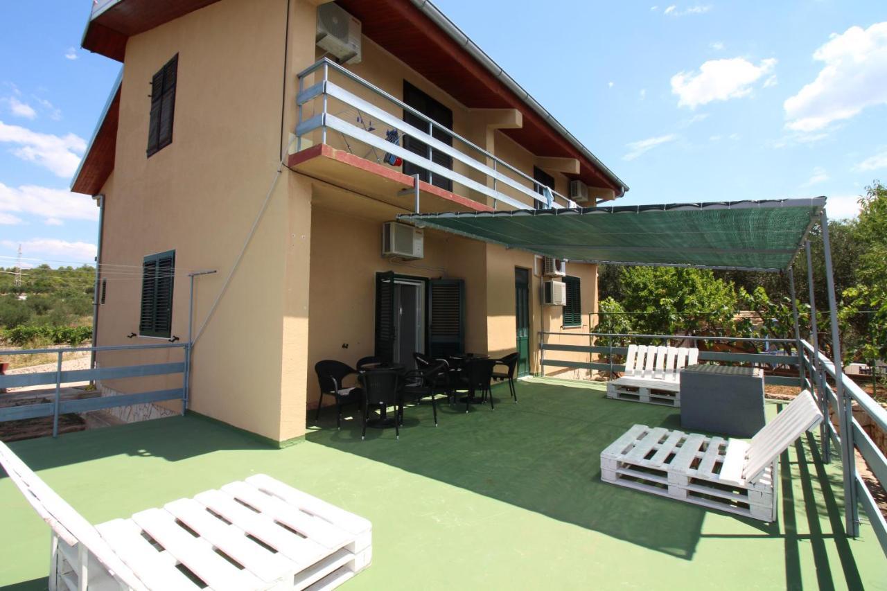Hostel Marko Тисно Экстерьер фото